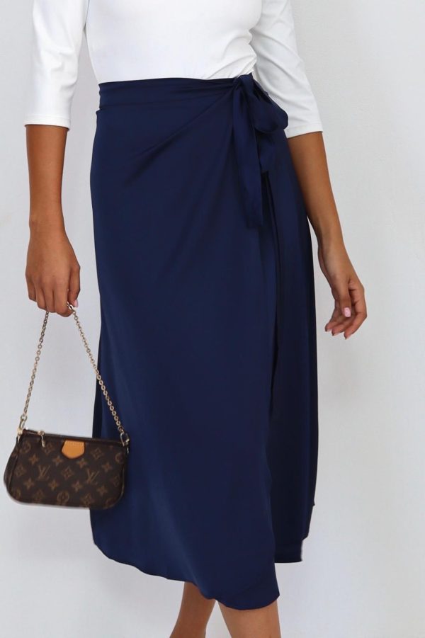 3686d7c8 e82d 4205 88c1 4823a728ff2e